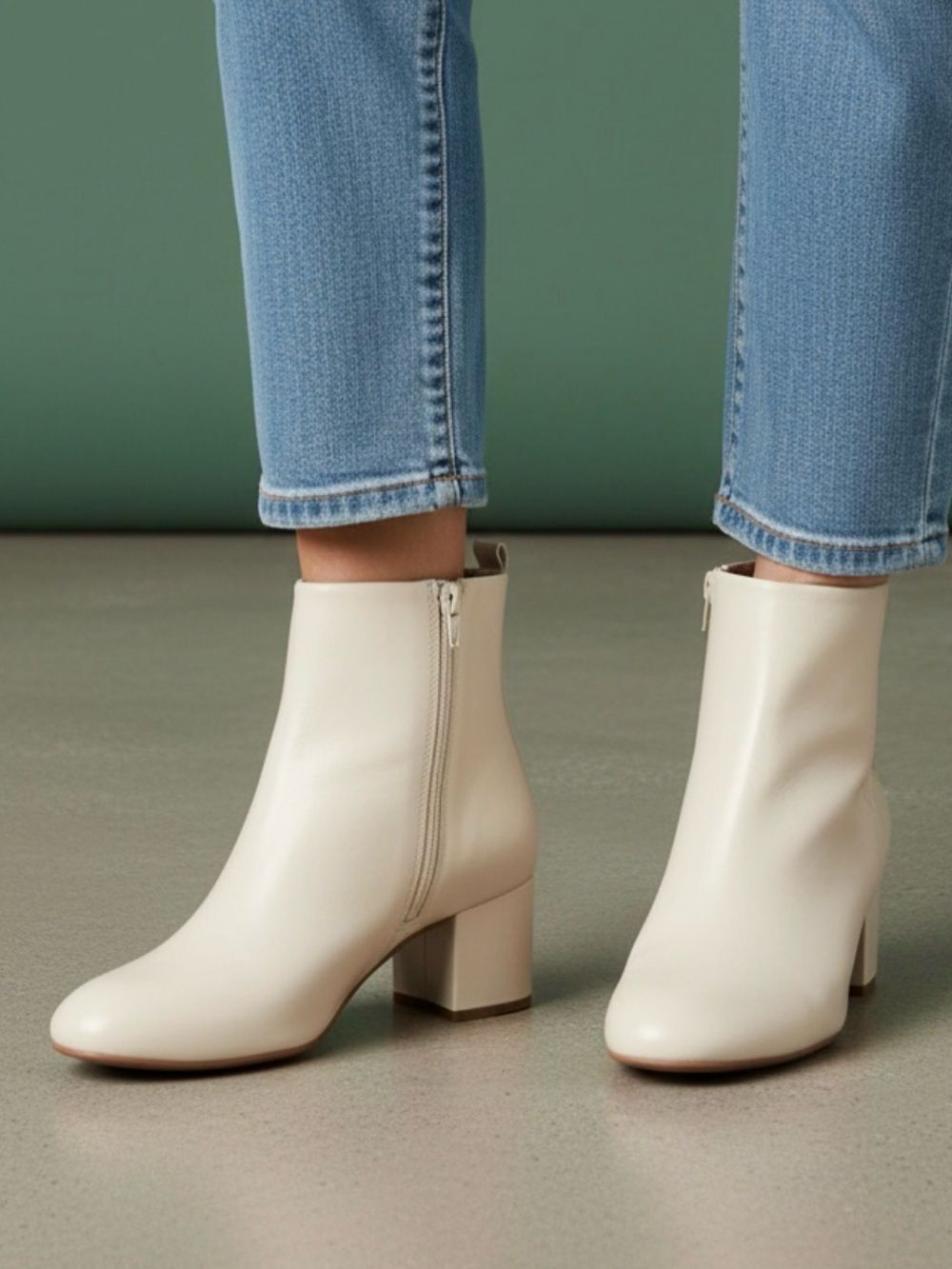 🟡 Gianni Bini JAYDENNN Leather Block Heel Booties Size 8.5 NWT